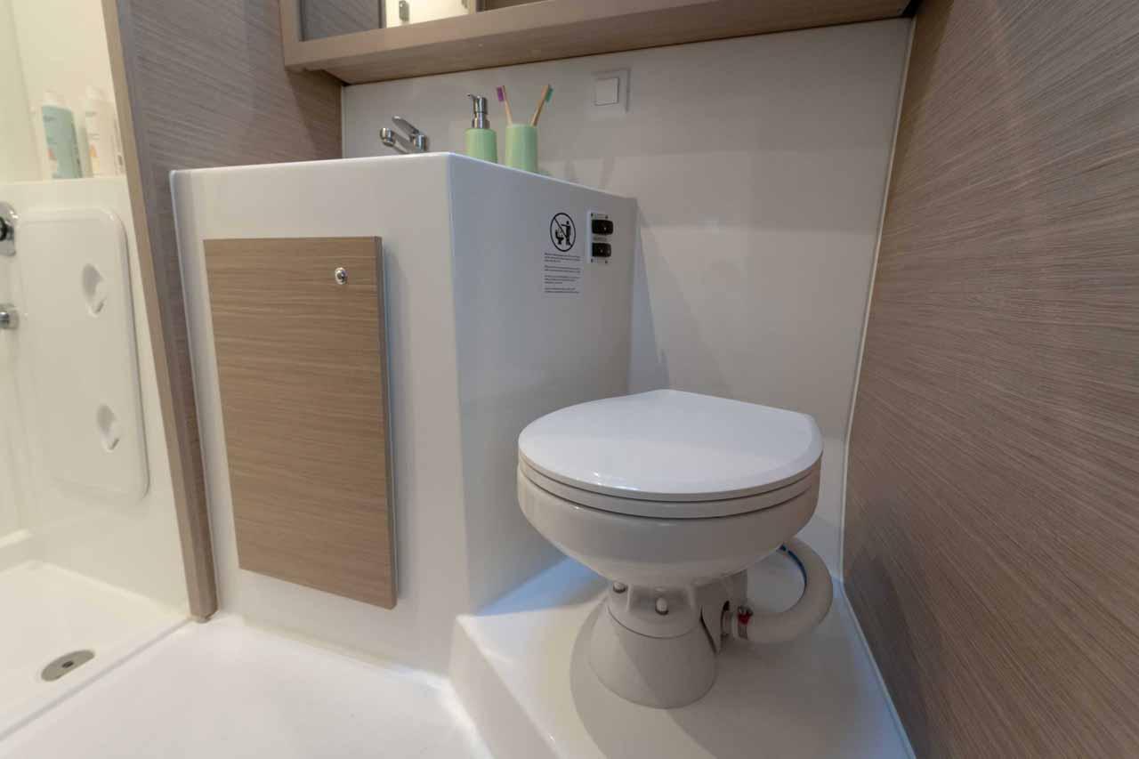 Lagoon 42 - 4 + 2 cab., picture 34