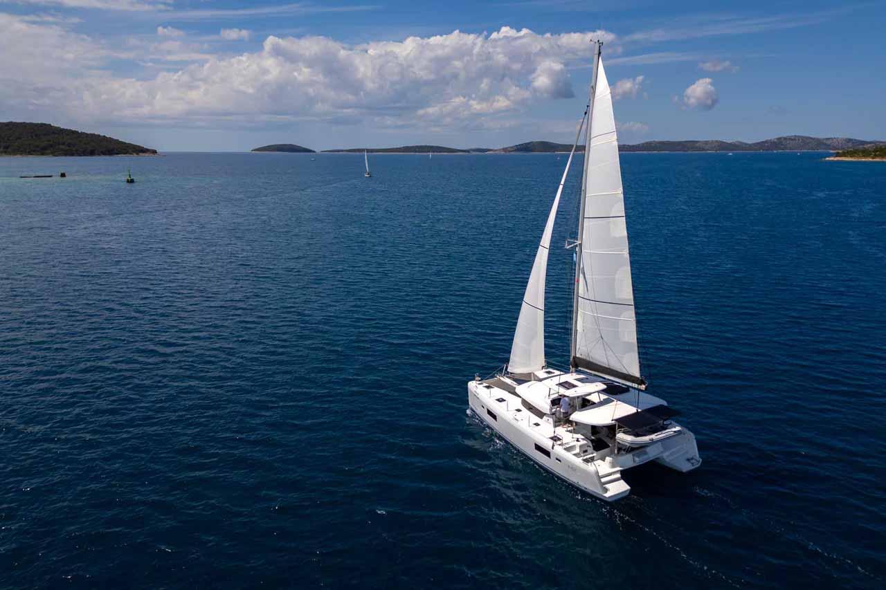 Lagoon 42 - 4 + 2 cab., picture 7