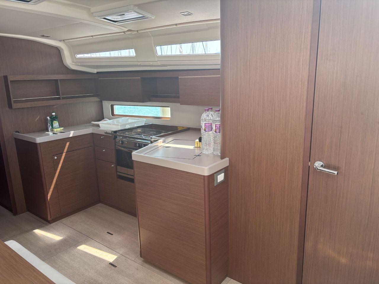 Oceanis 40.1, picture 7