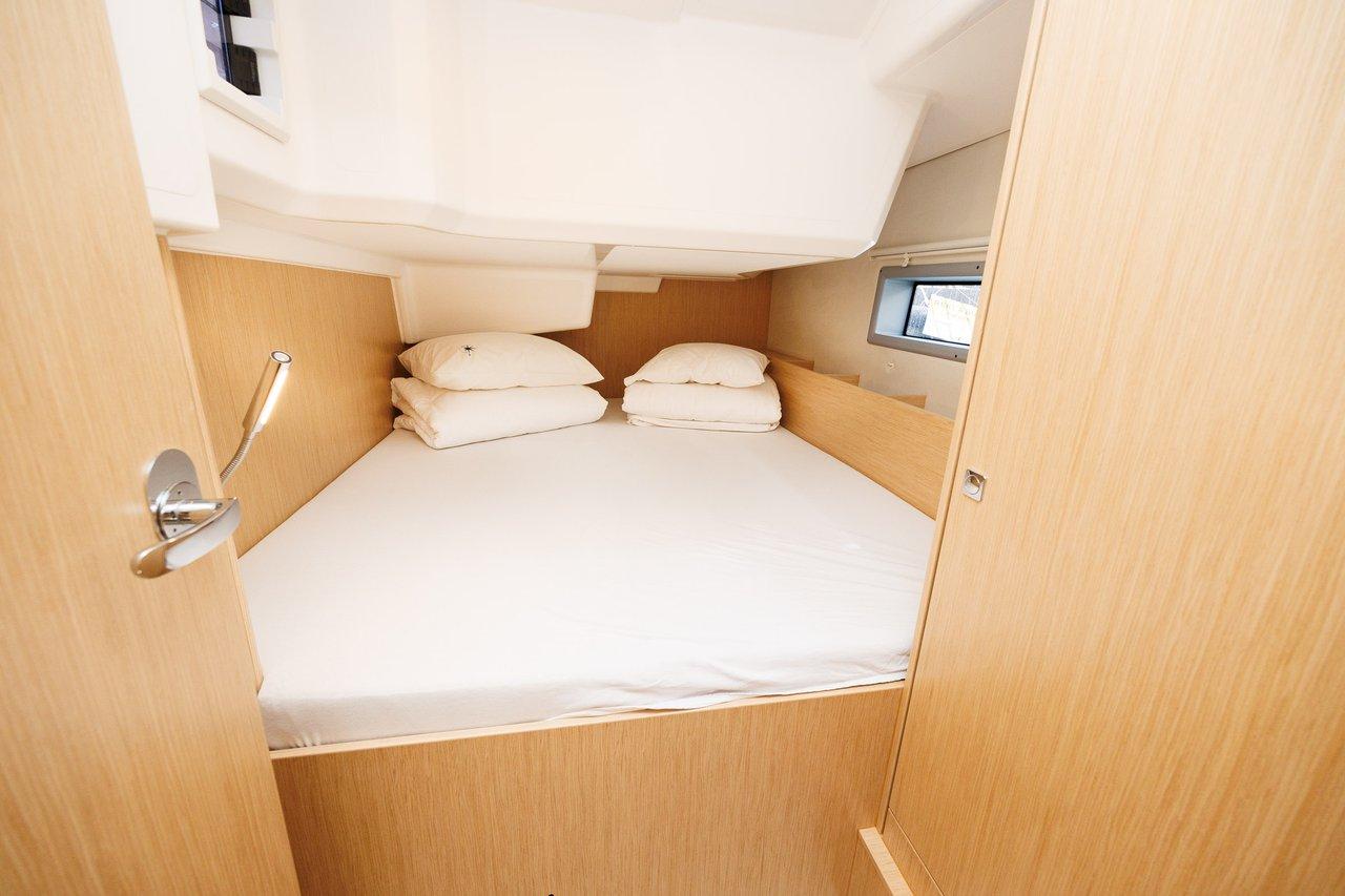 Bavaria C38, picture 18