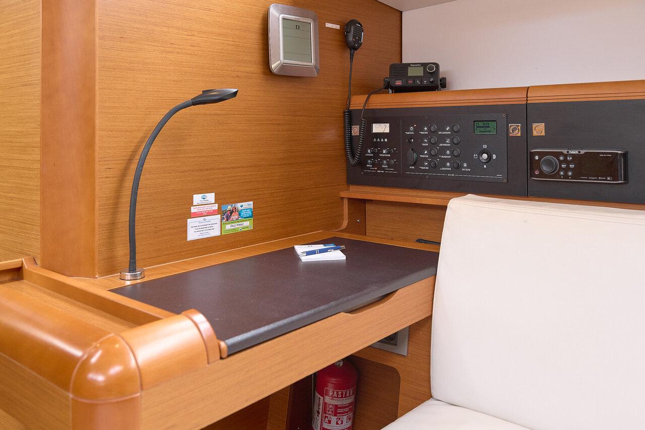 Sun Odyssey 479 - 4 cab., picture 24