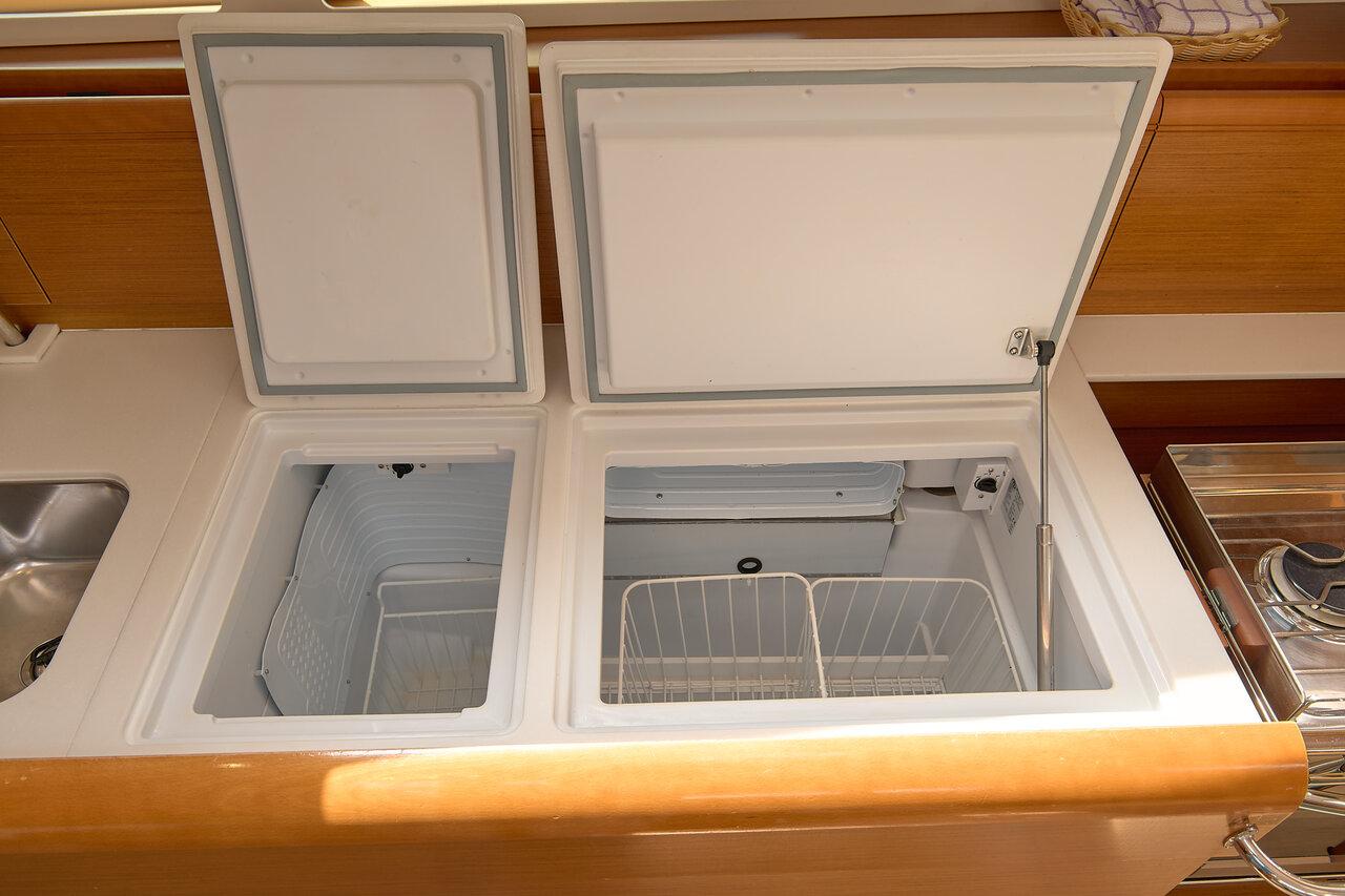 Sun Odyssey 479 - 4 cab., picture 23