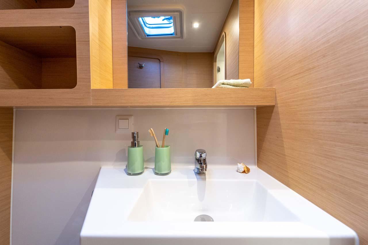 Lagoon 42 - 4 + 2 cab., picture 14