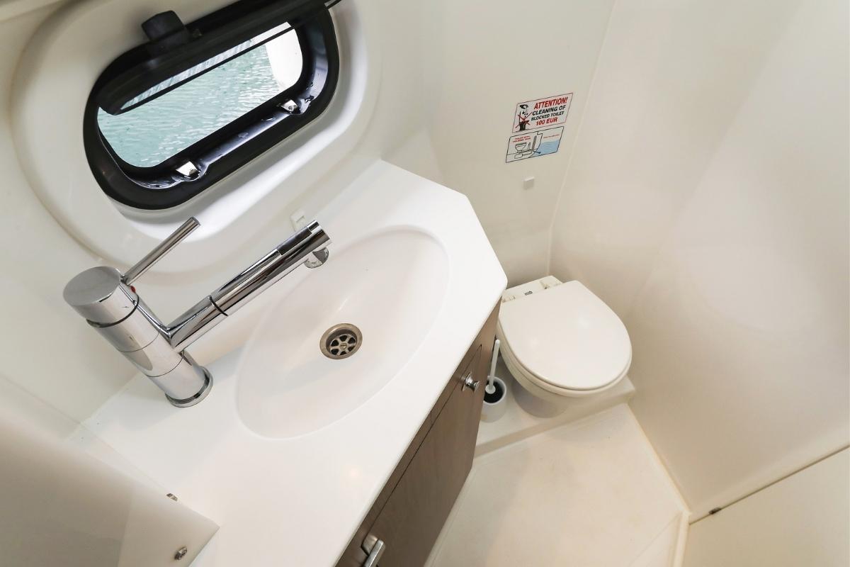 Bali 4.2 - 4 + 1 cab., picture 16