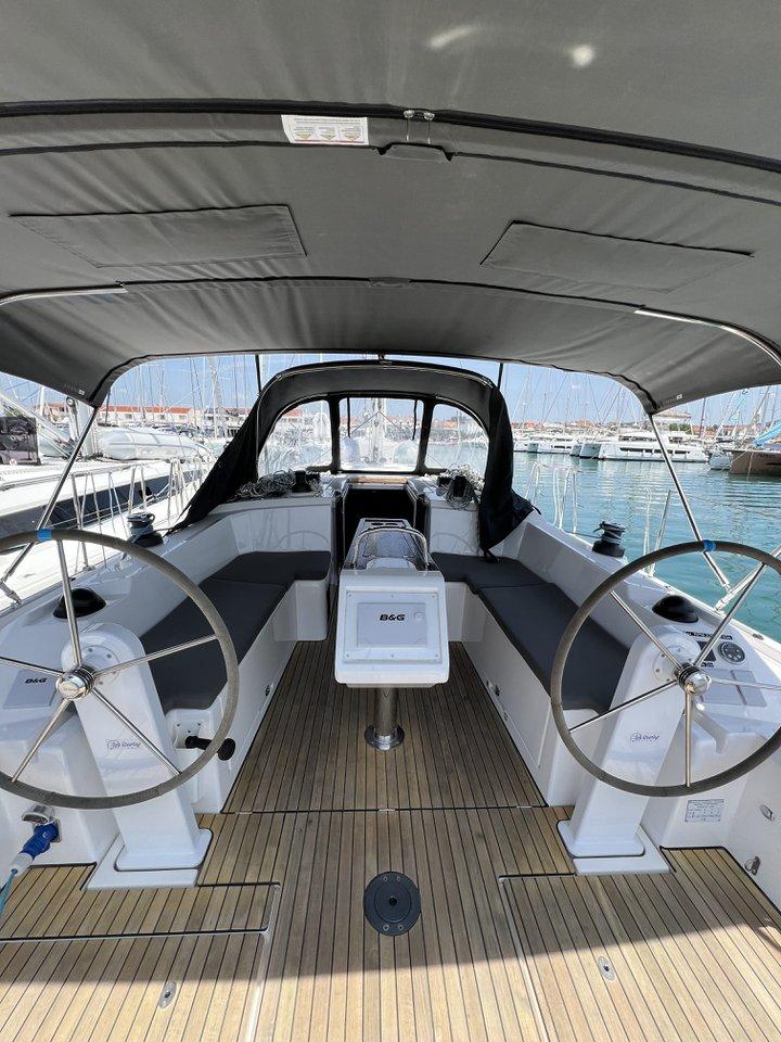 Bavaria C38, picture 5