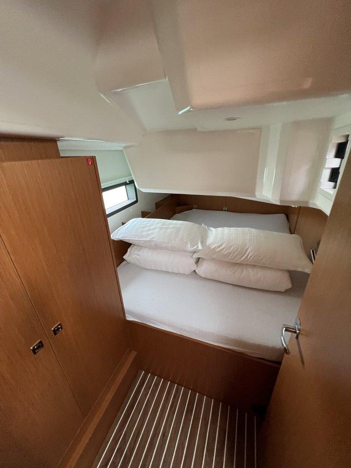 Bavaria C38, picture 19