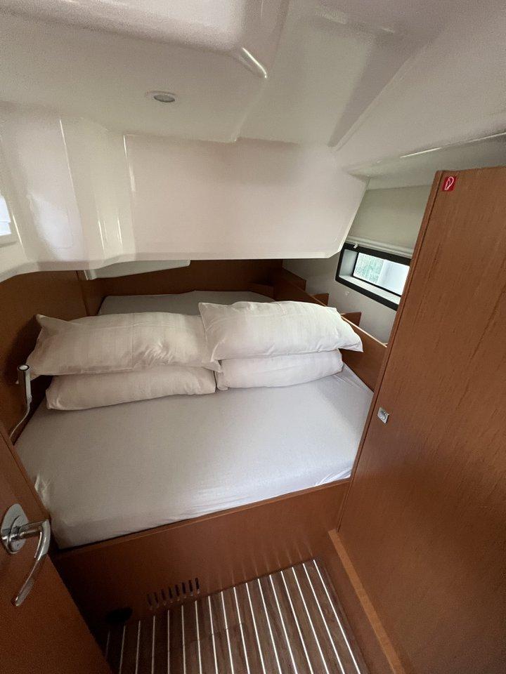 Bavaria C38, picture 18