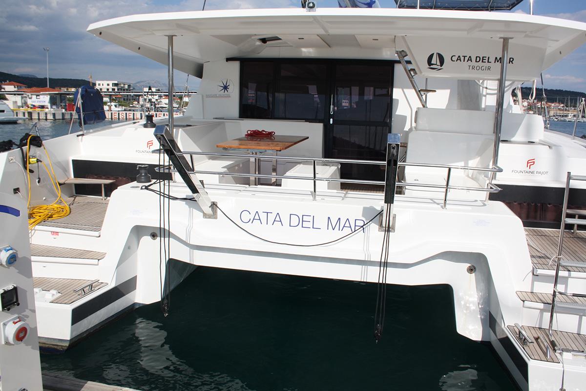 Fountaine Pajot Astrea 42, picture 3