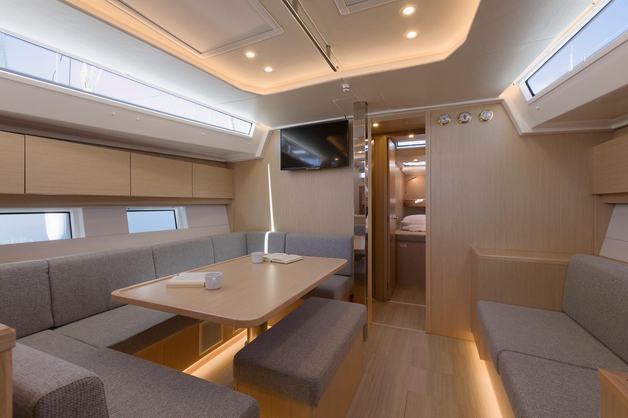 Bavaria C45 - 4 cab., picture 1