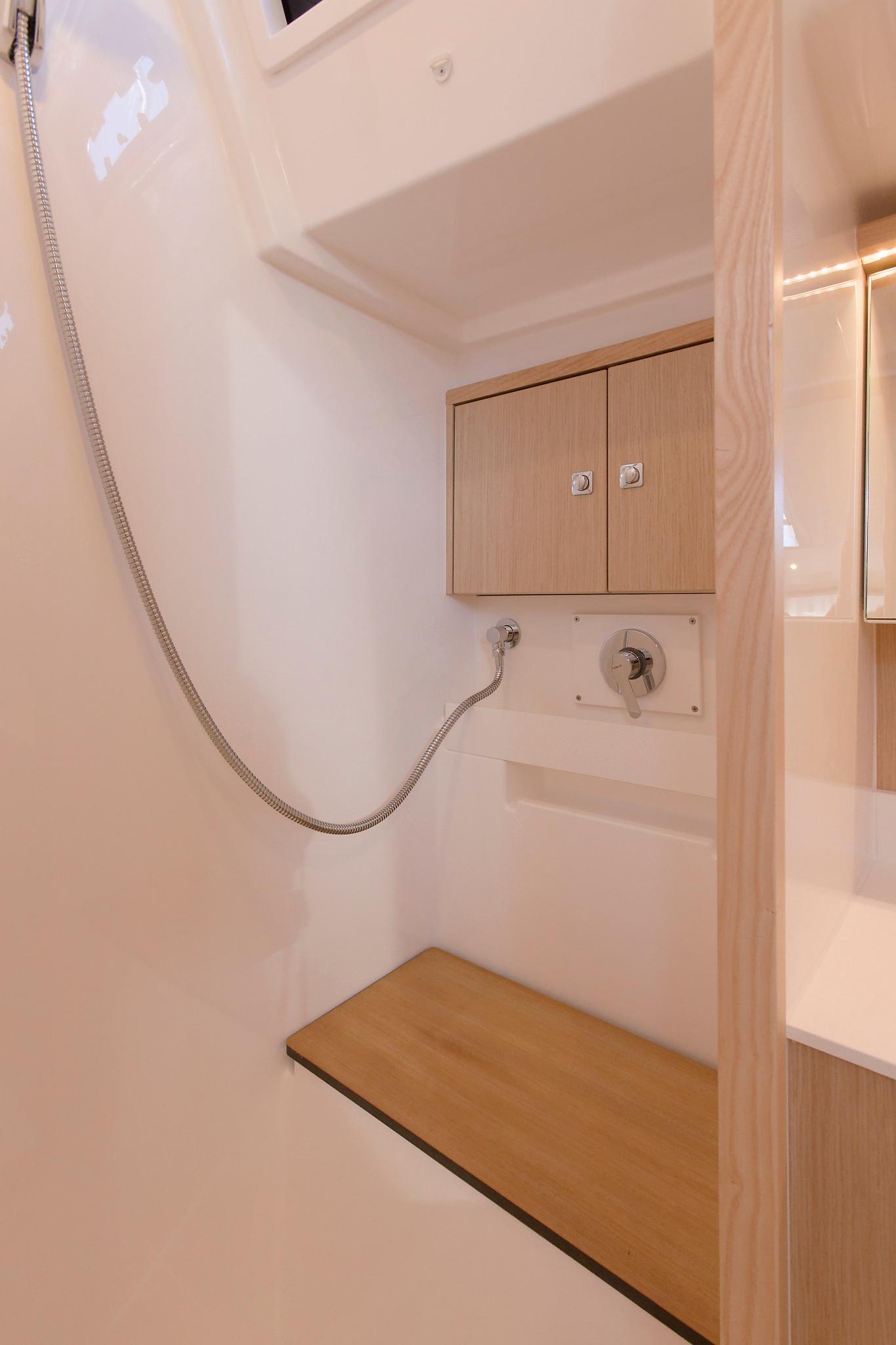 Bavaria C45 - 4 cab., picture 24