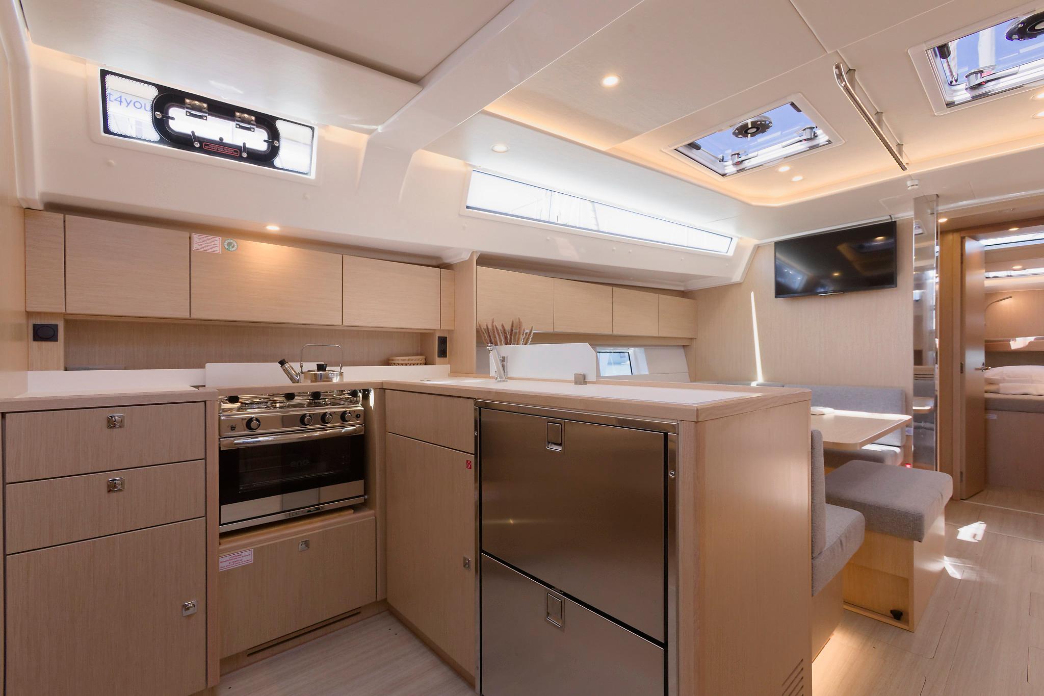 Bavaria C45 - 4 cab., picture 15