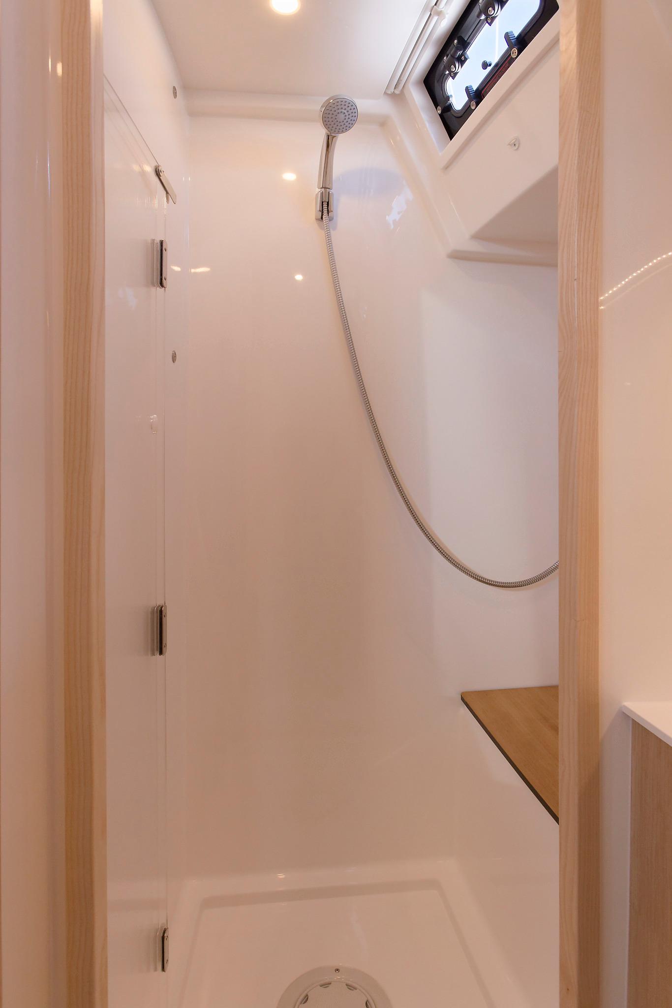 Bavaria C45 - 4 cab., picture 25