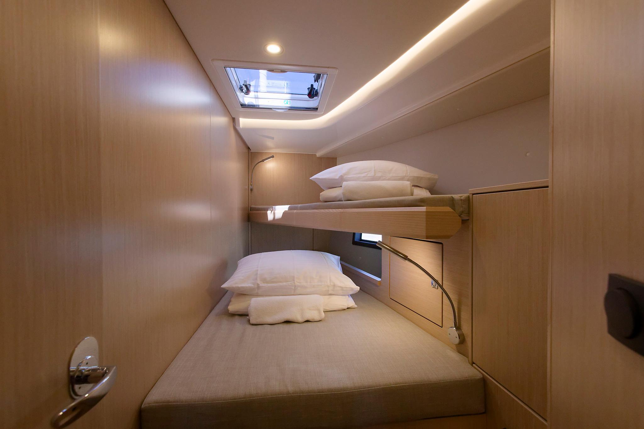 Bavaria C45 - 4 cab., picture 19