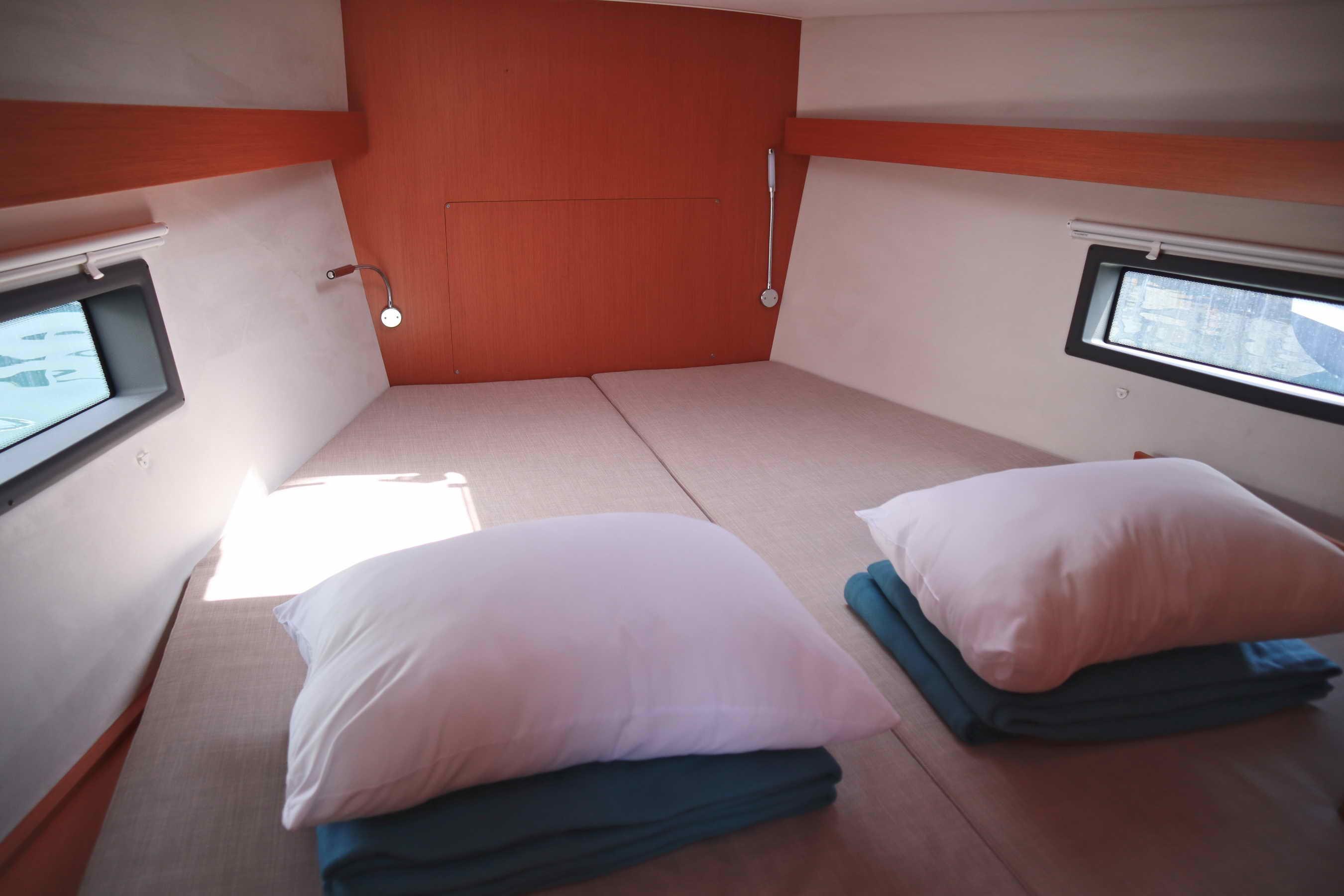 Bavaria C42, picture 25