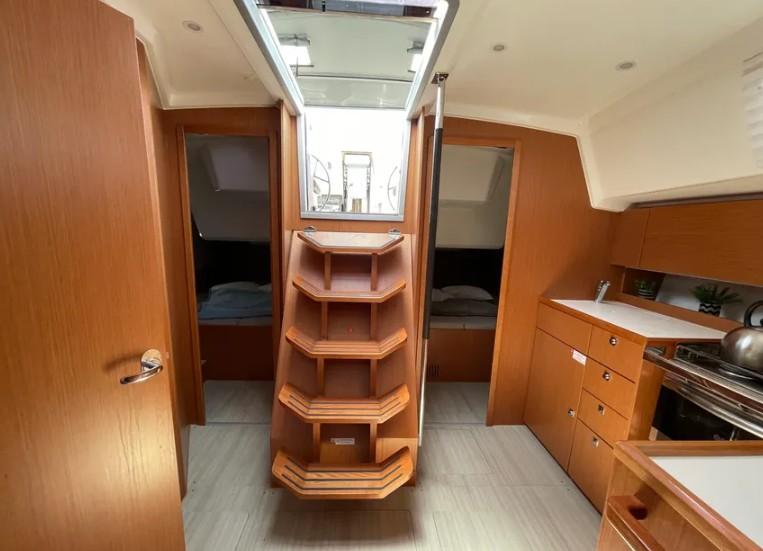 Bavaria C42, picture 11