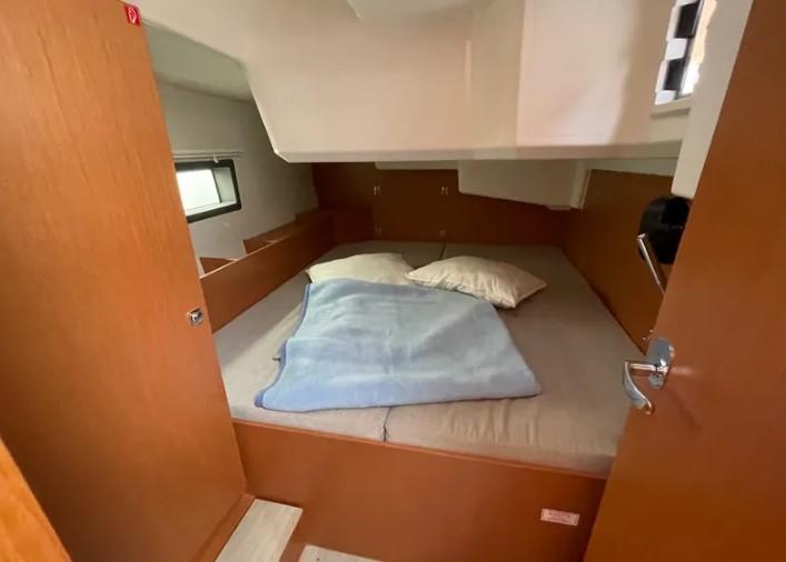 Bavaria C42, picture 15