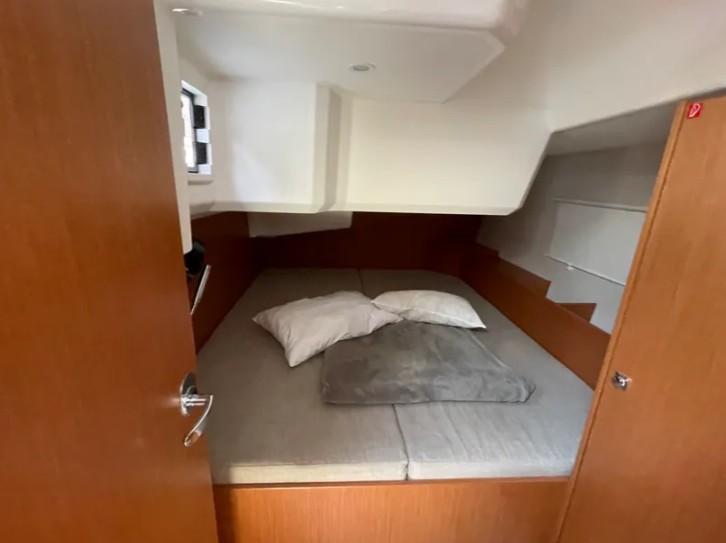 Bavaria C42, picture 16