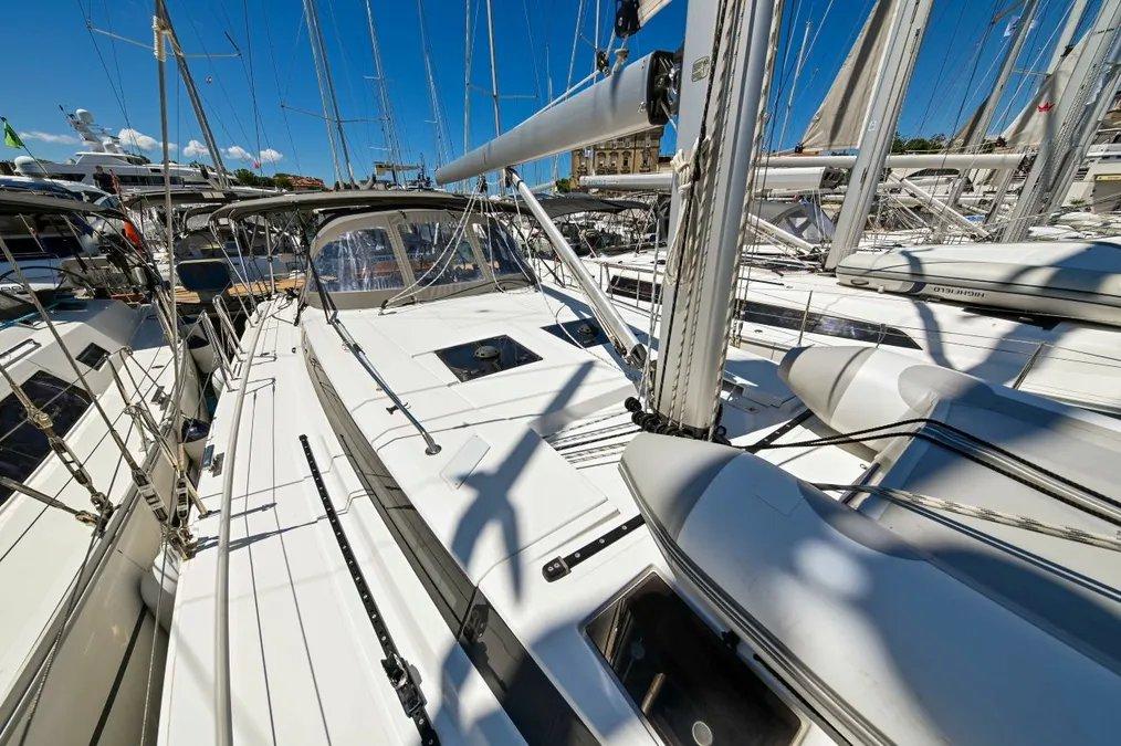 Bavaria C45 - 3 cab., picture 3