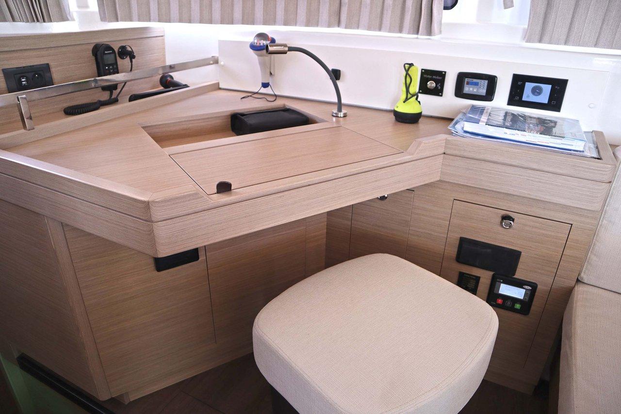 Lagoon 46 Fly, picture 14