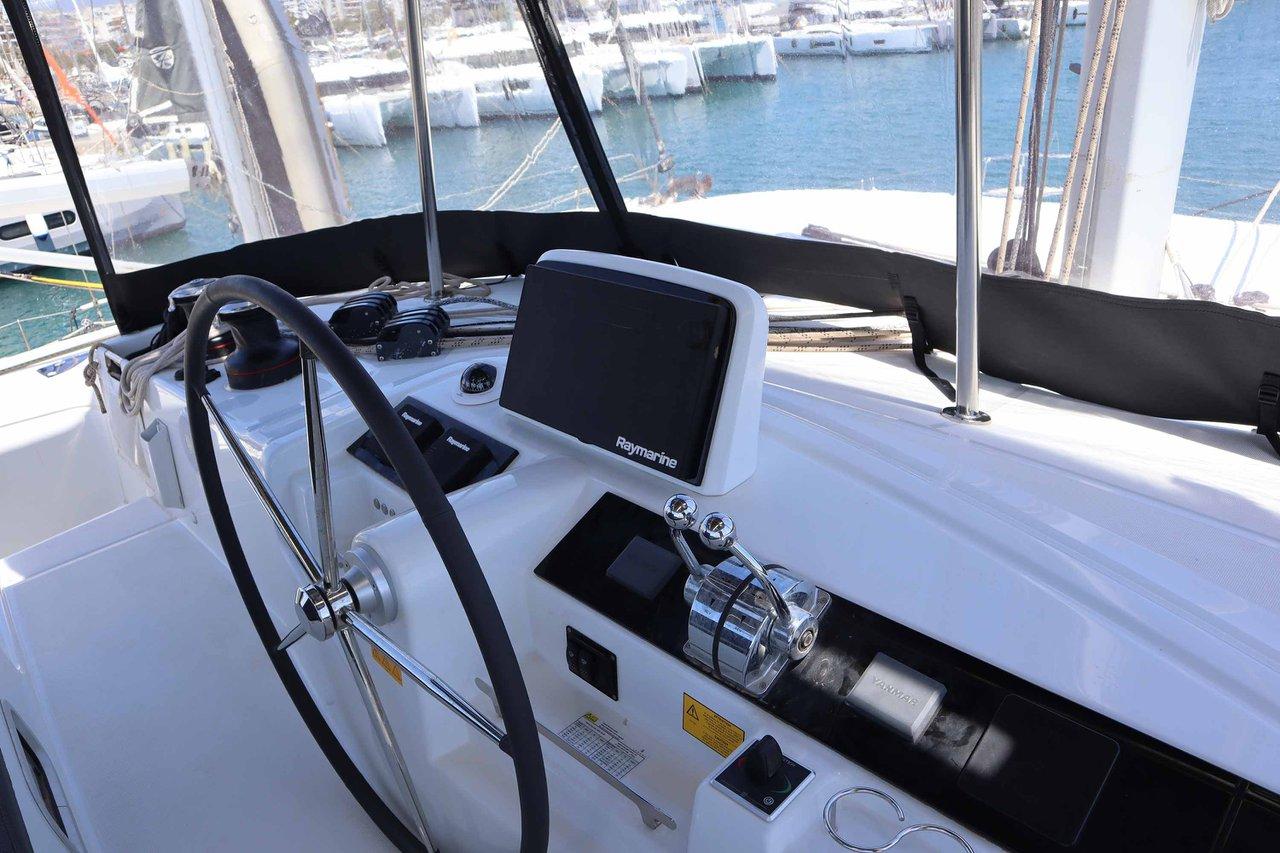 Lagoon 46 Fly, picture 11