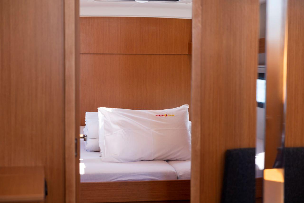 Bavaria C38, picture 26