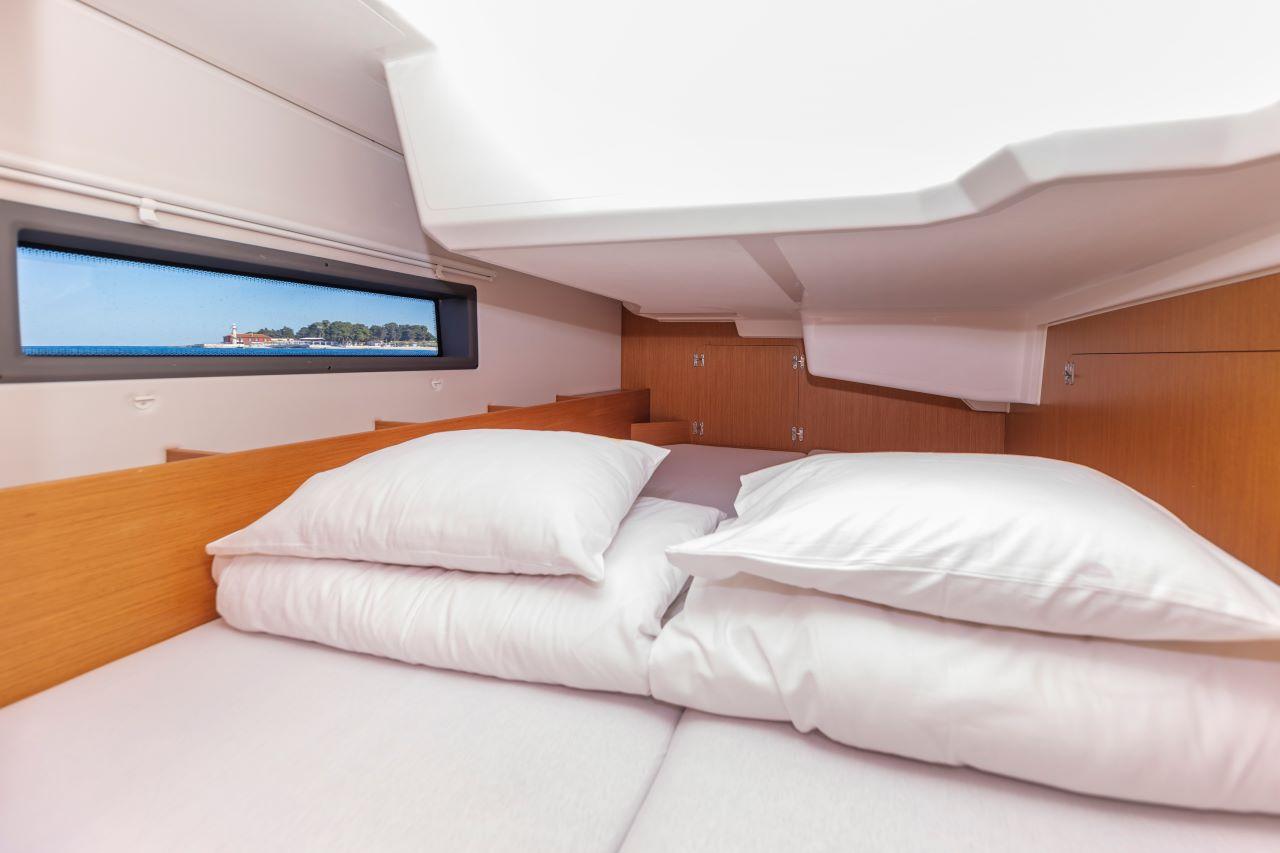 Bavaria C38, picture 25