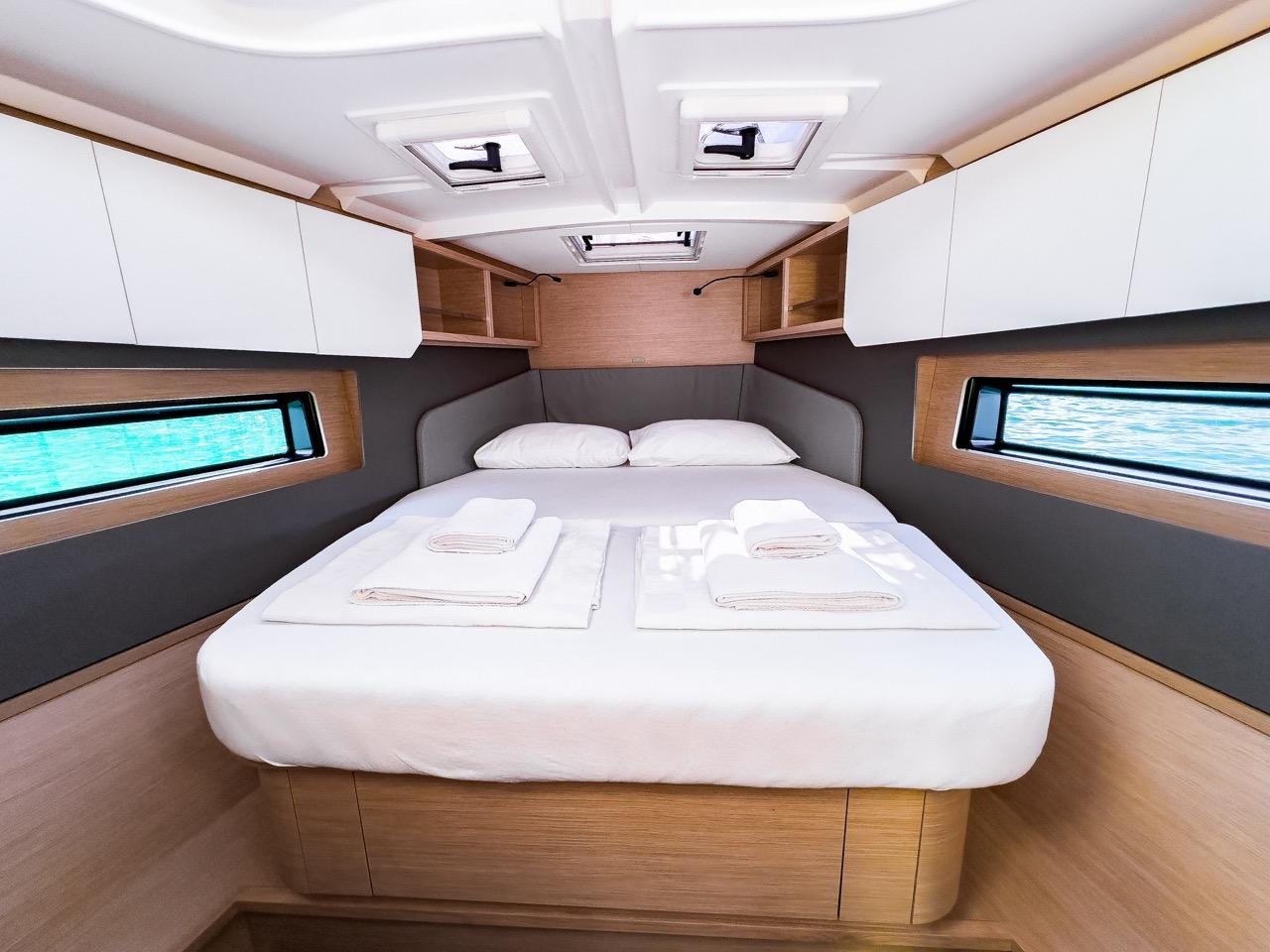 Dufour 41 - 3 cab., picture 18