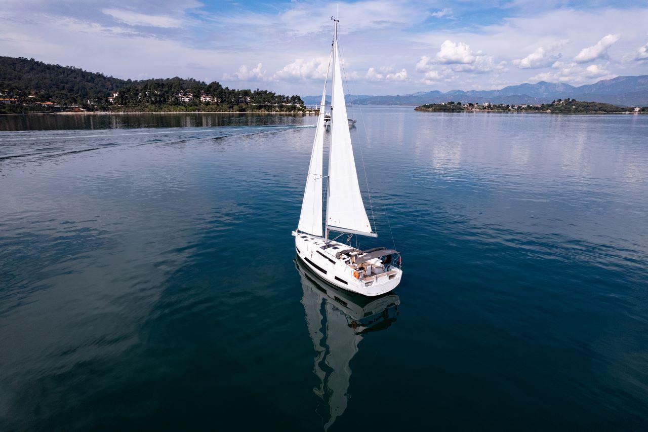 Dufour 41 - 3 cab., picture 5