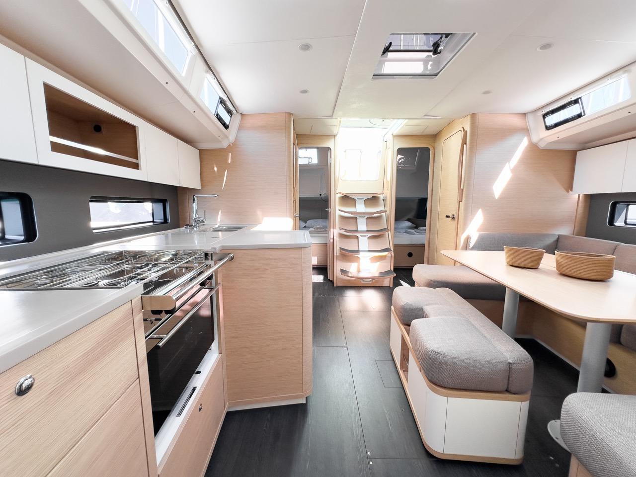 Dufour 41 - 3 cab., picture 16