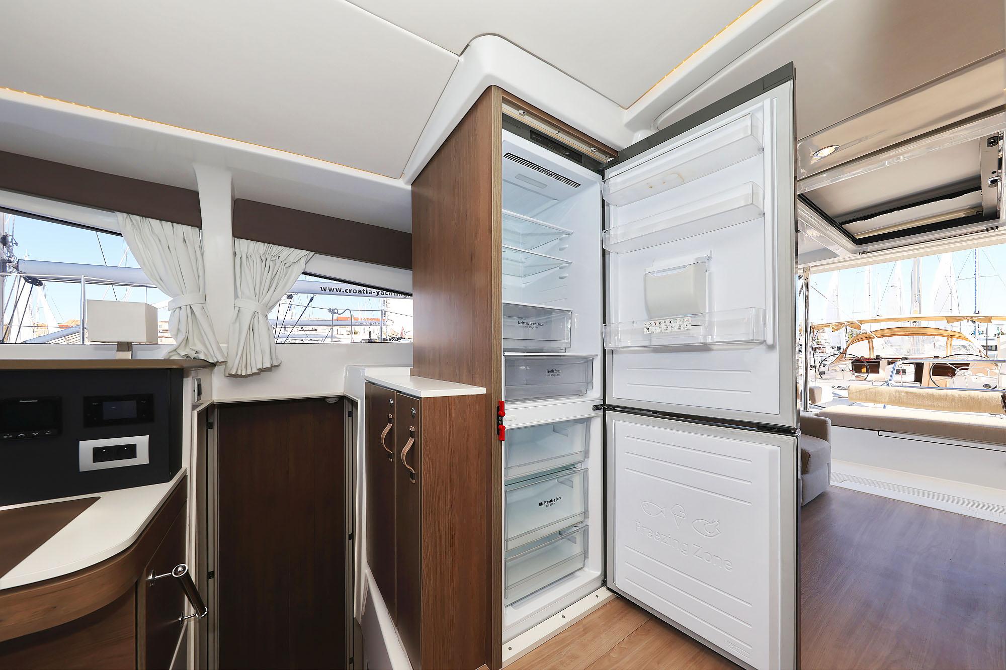 Bali 4.2 - 4 + 1 cab., picture 20