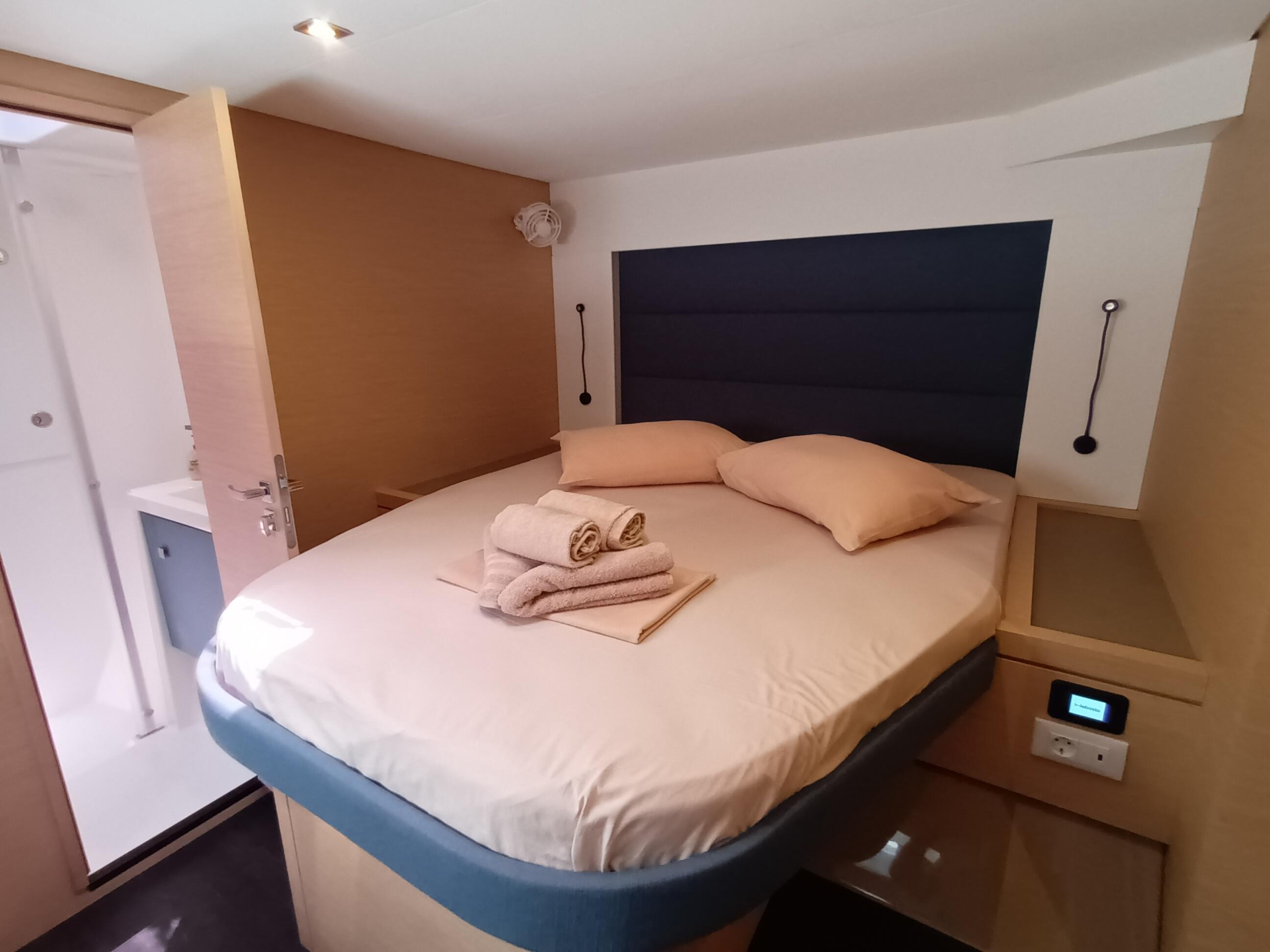 Fountaine Pajot Tanna 47 - 5 + 1 cab., picture 10