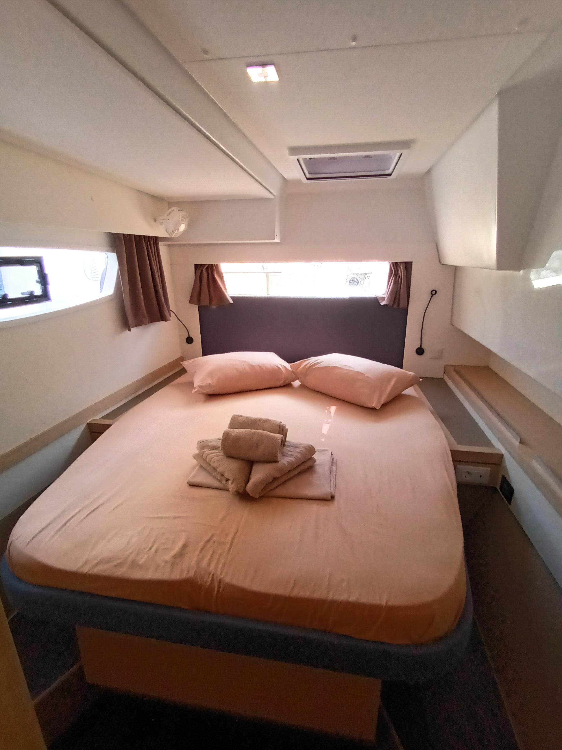 Fountaine Pajot Tanna 47 - 5 + 1 cab., picture 11