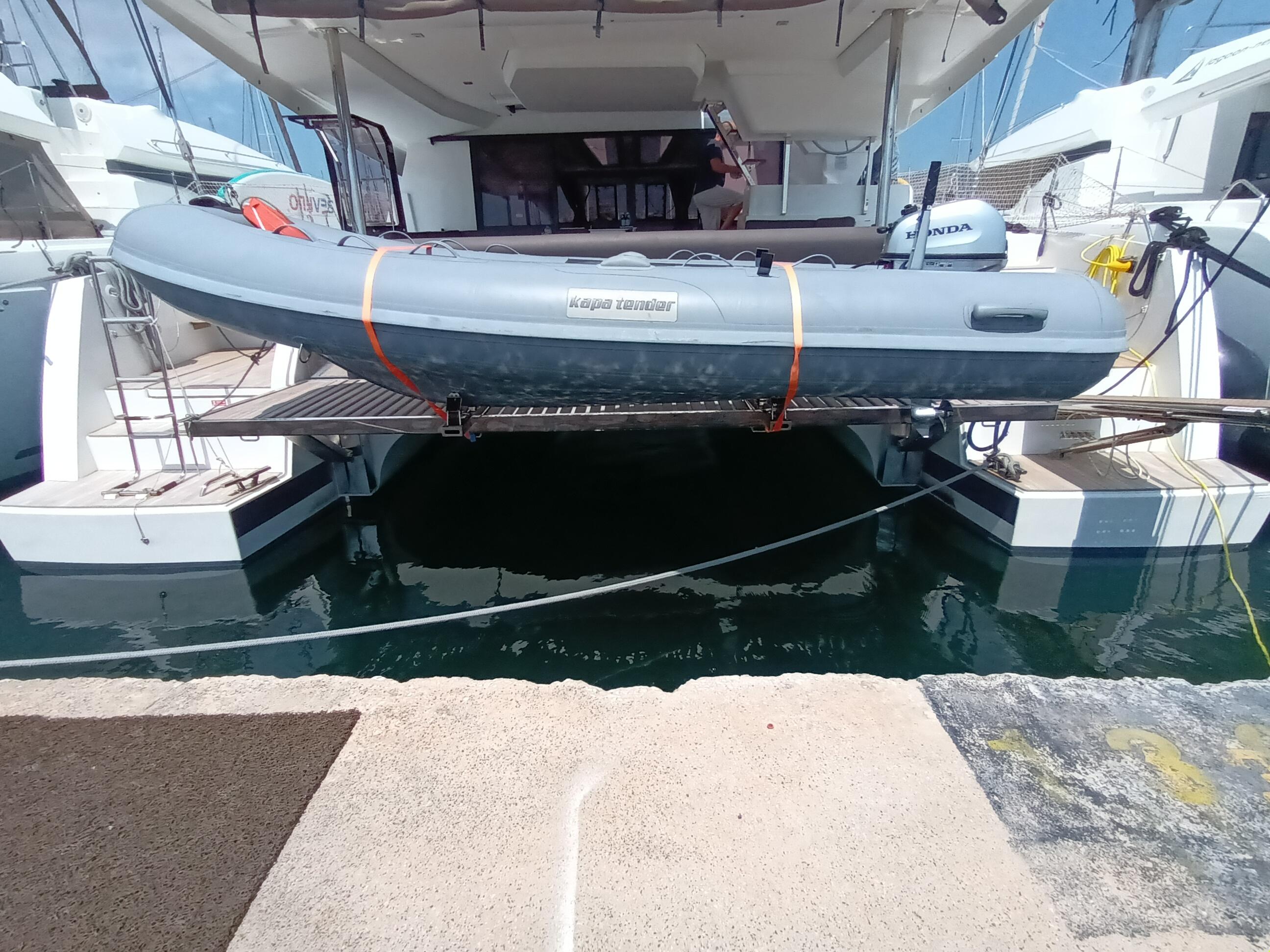 Fountaine Pajot Tanna 47 - 5 + 1 cab., picture 5