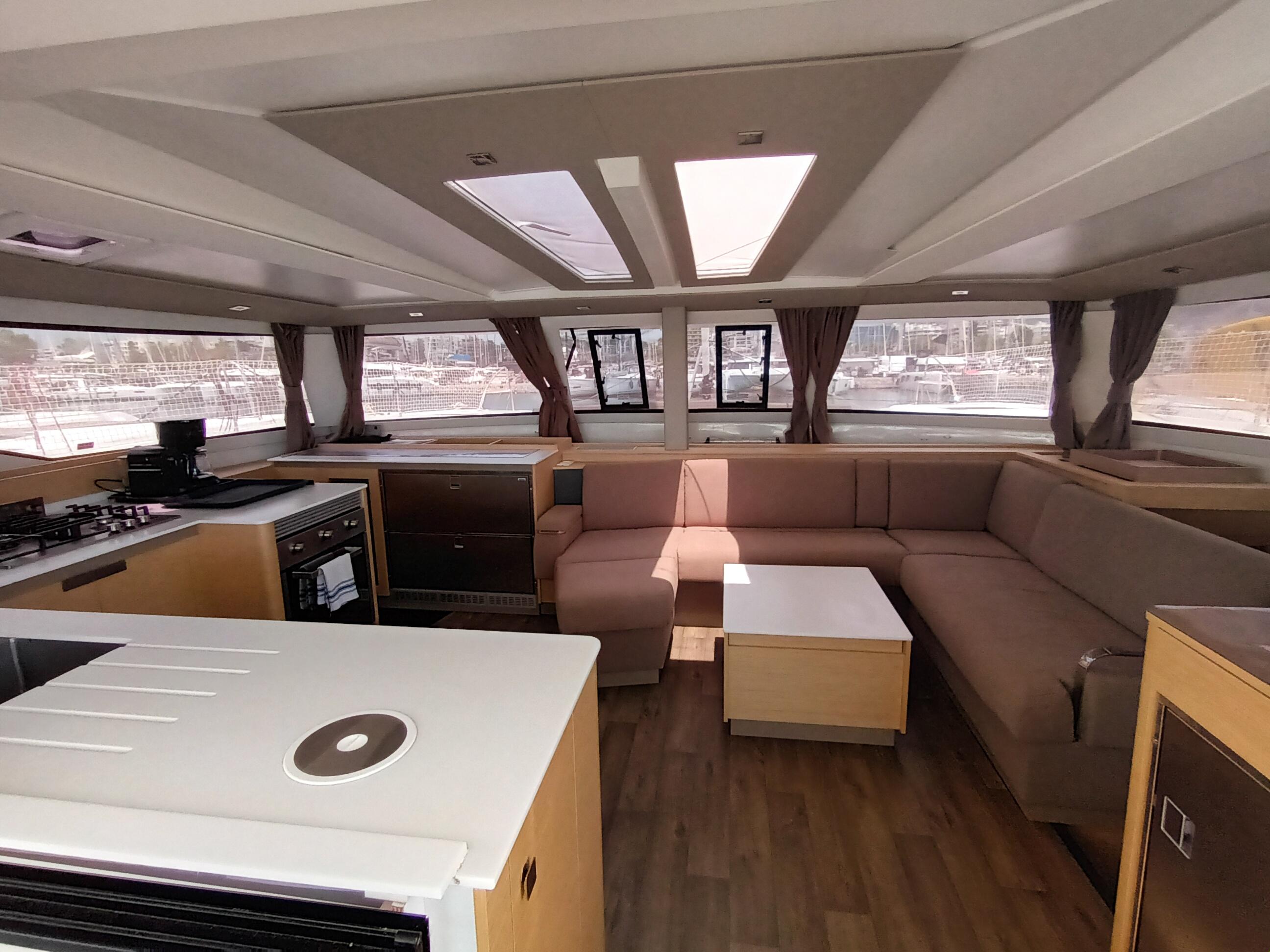 Fountaine Pajot Tanna 47 - 5 + 1 cab., picture 6