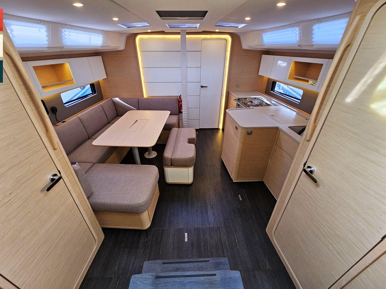 Dufour 41 - 3 cab., picture 11