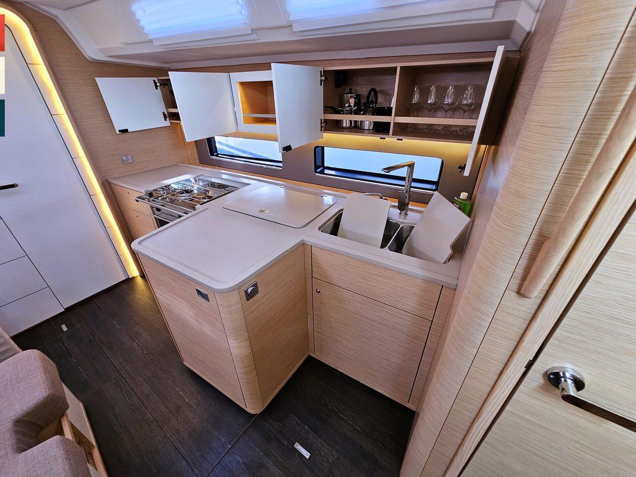 Dufour 41 - 3 cab., picture 14