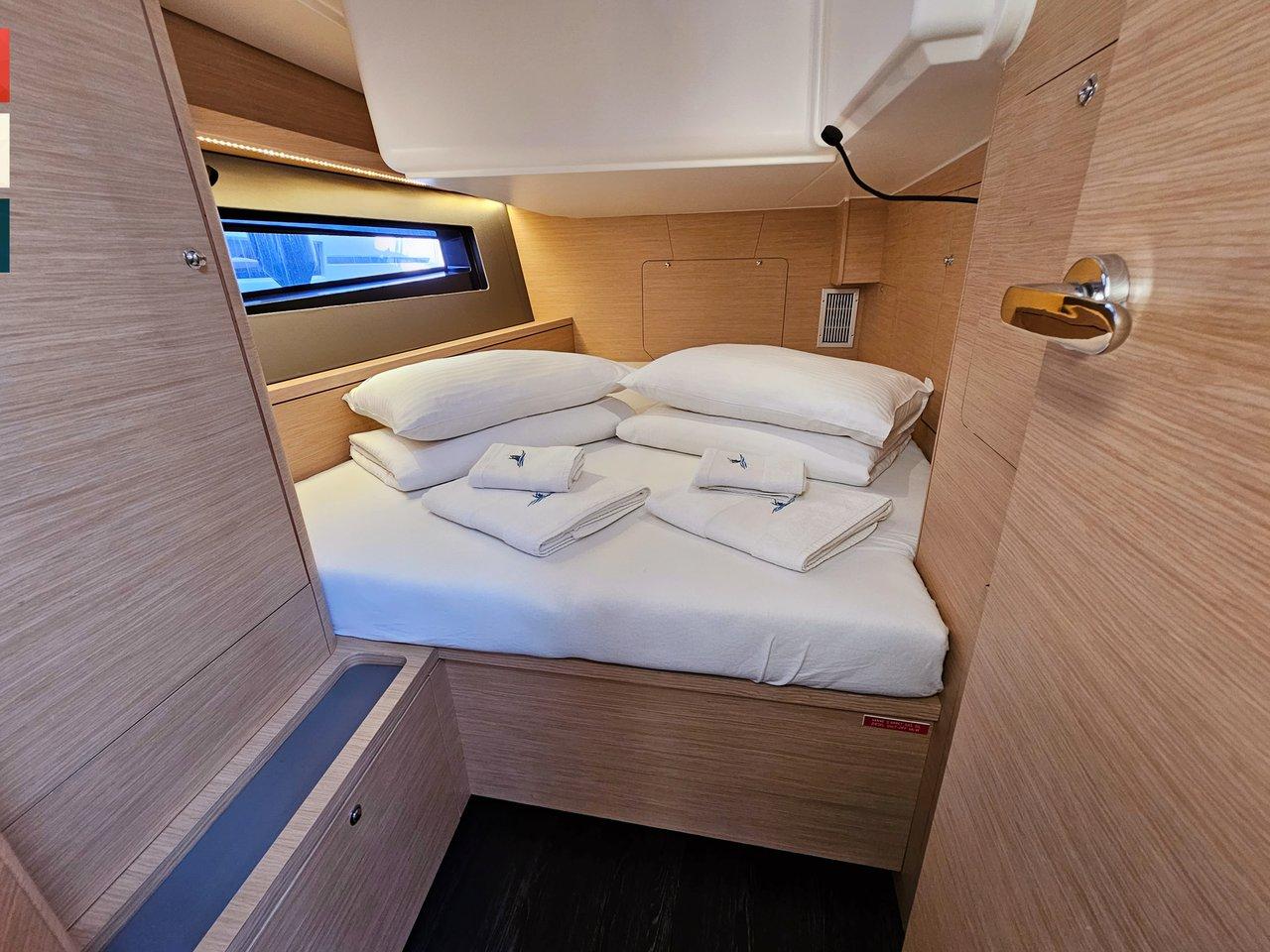 Dufour 41 - 3 cab., picture 23