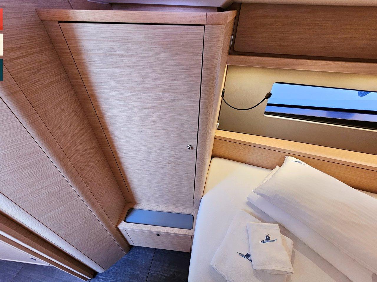 Dufour 41 - 3 cab., picture 24