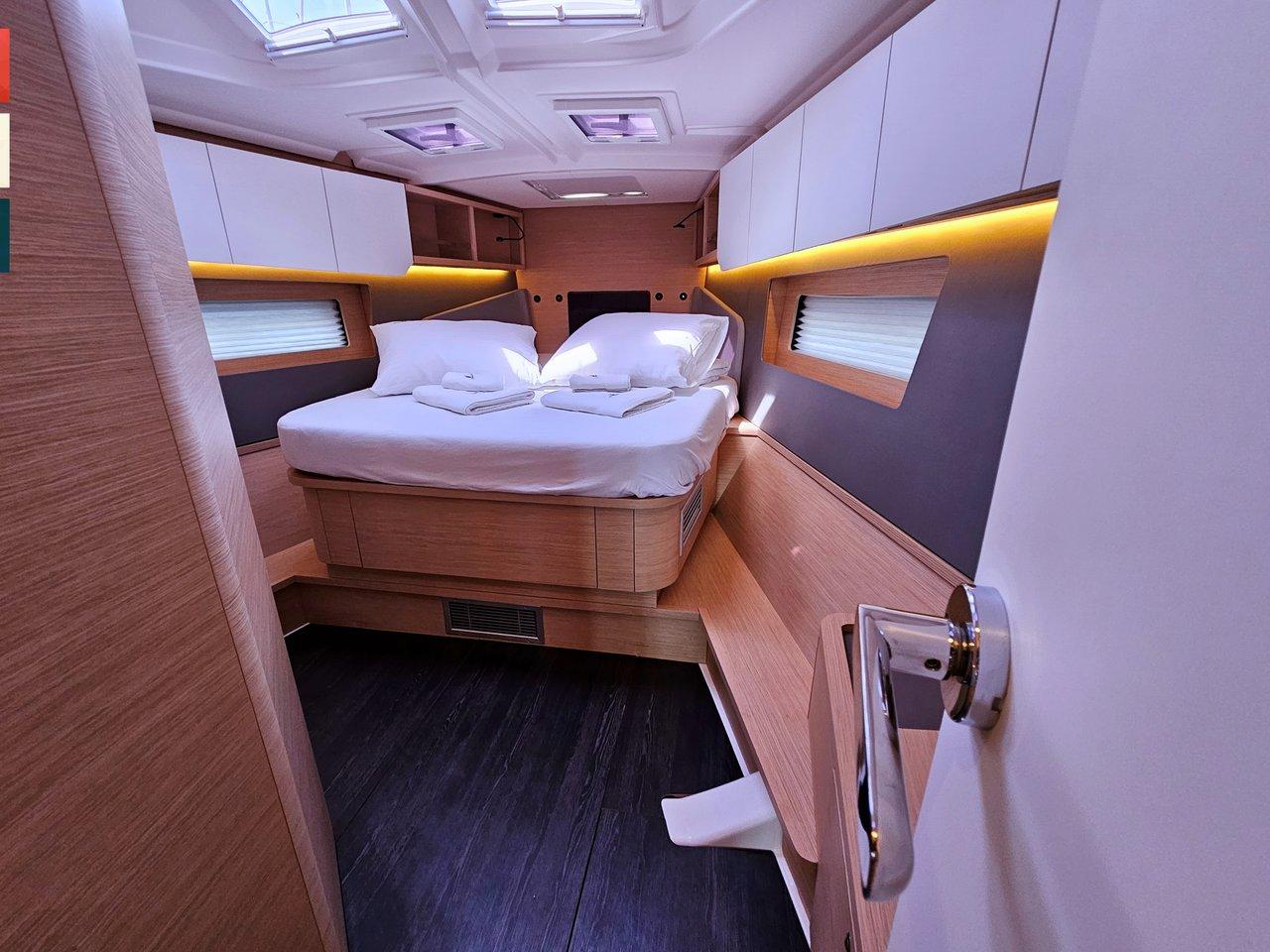 Dufour 41 - 3 cab., picture 16