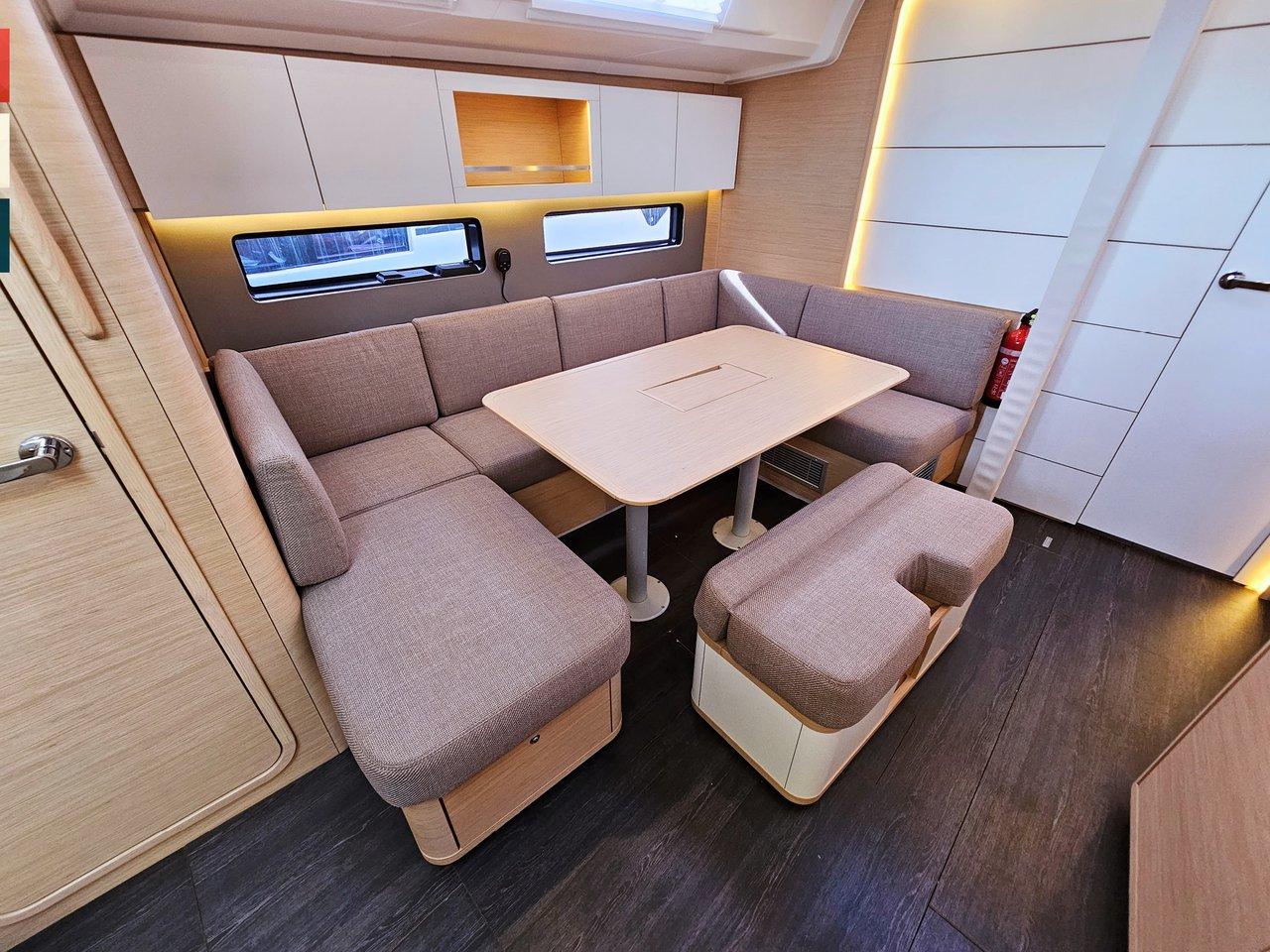 Dufour 41 - 3 cab., picture 12