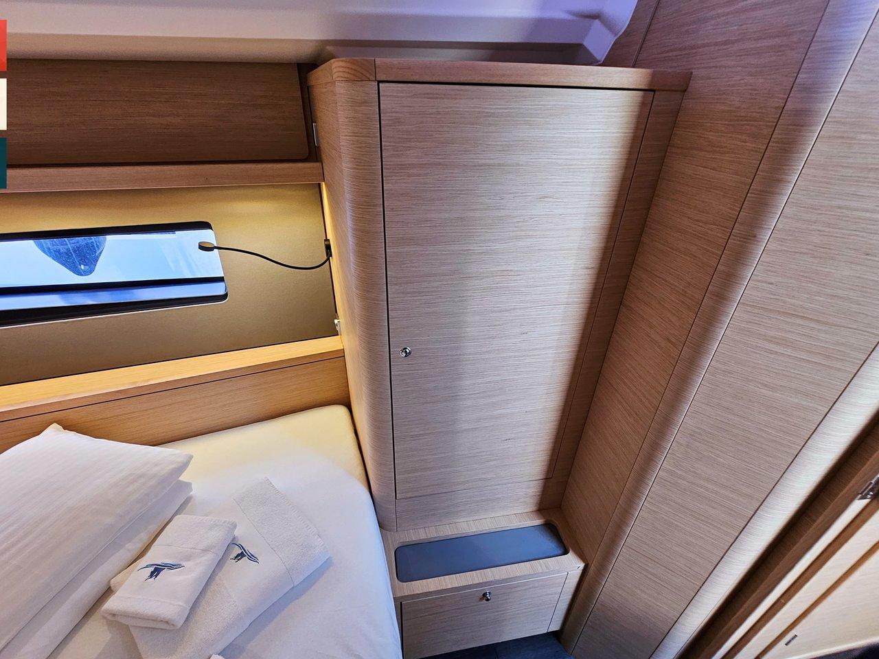Dufour 41 - 3 cab., picture 22