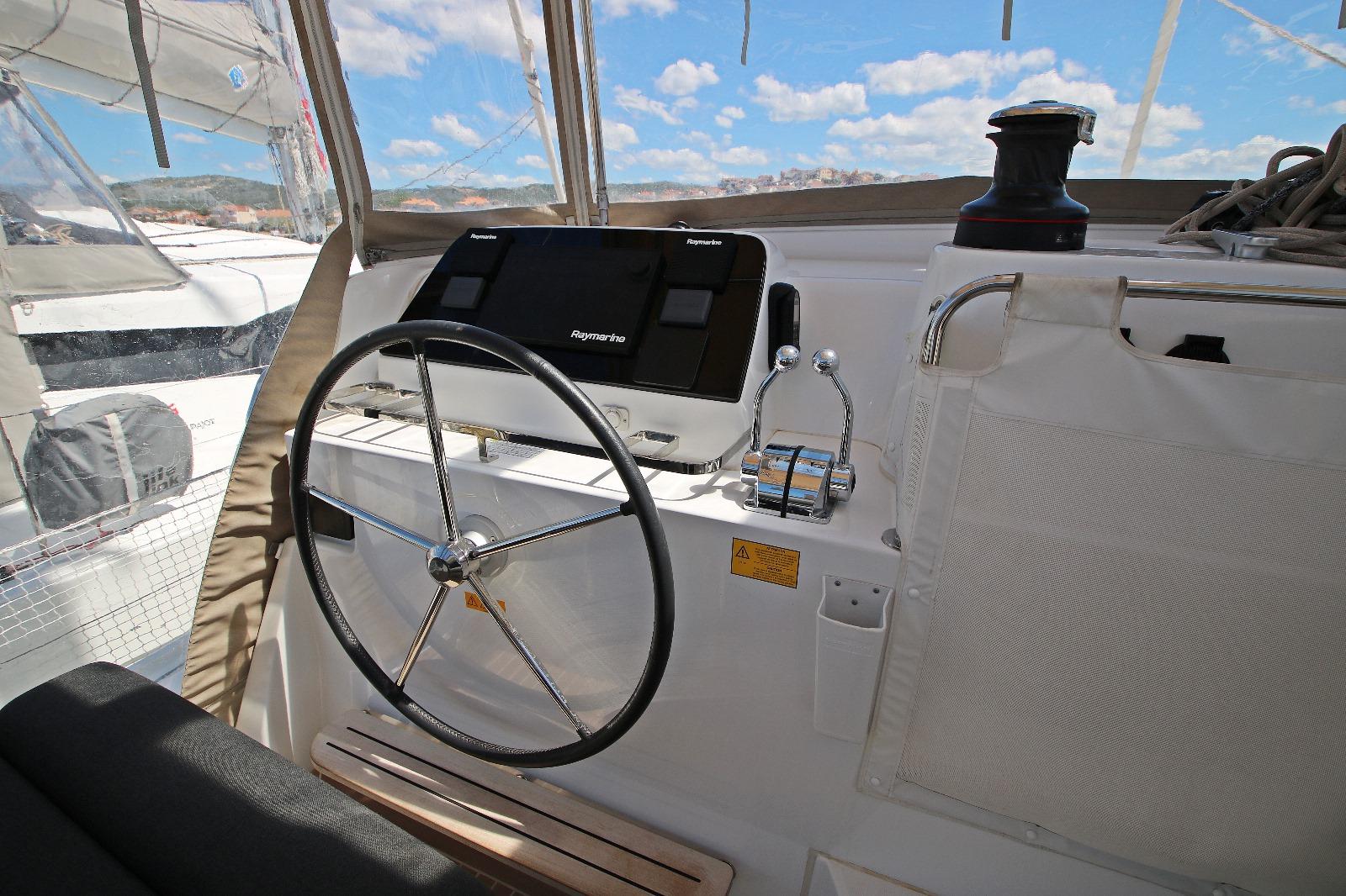 Lagoon 42 OW, picture 18