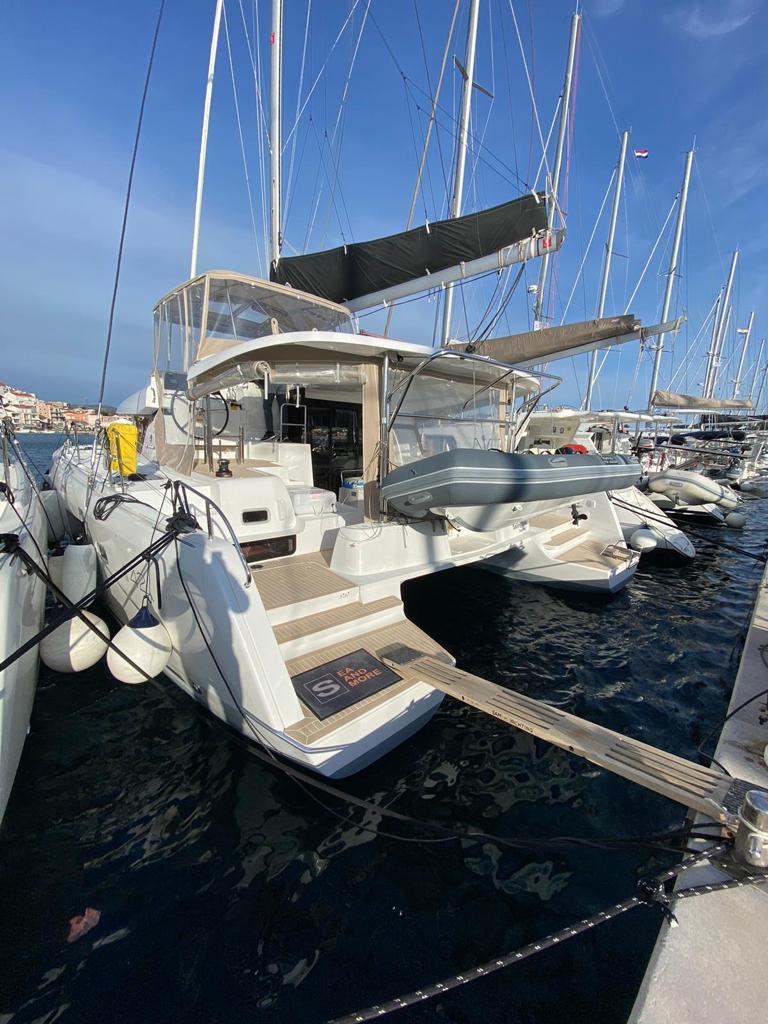 Lagoon 42 OW, picture 3