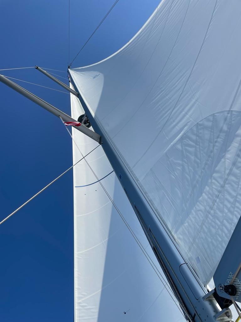 Oceanis Yacht 54, picture 14