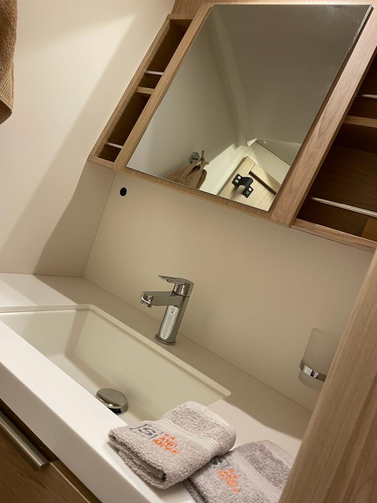 Oceanis Yacht 54, picture 38