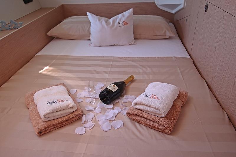 Oceanis Yacht 54, picture 35