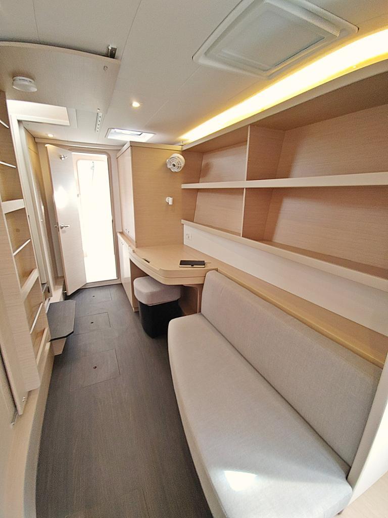 Lagoon 42 - 3 + 1 cab., picture 7