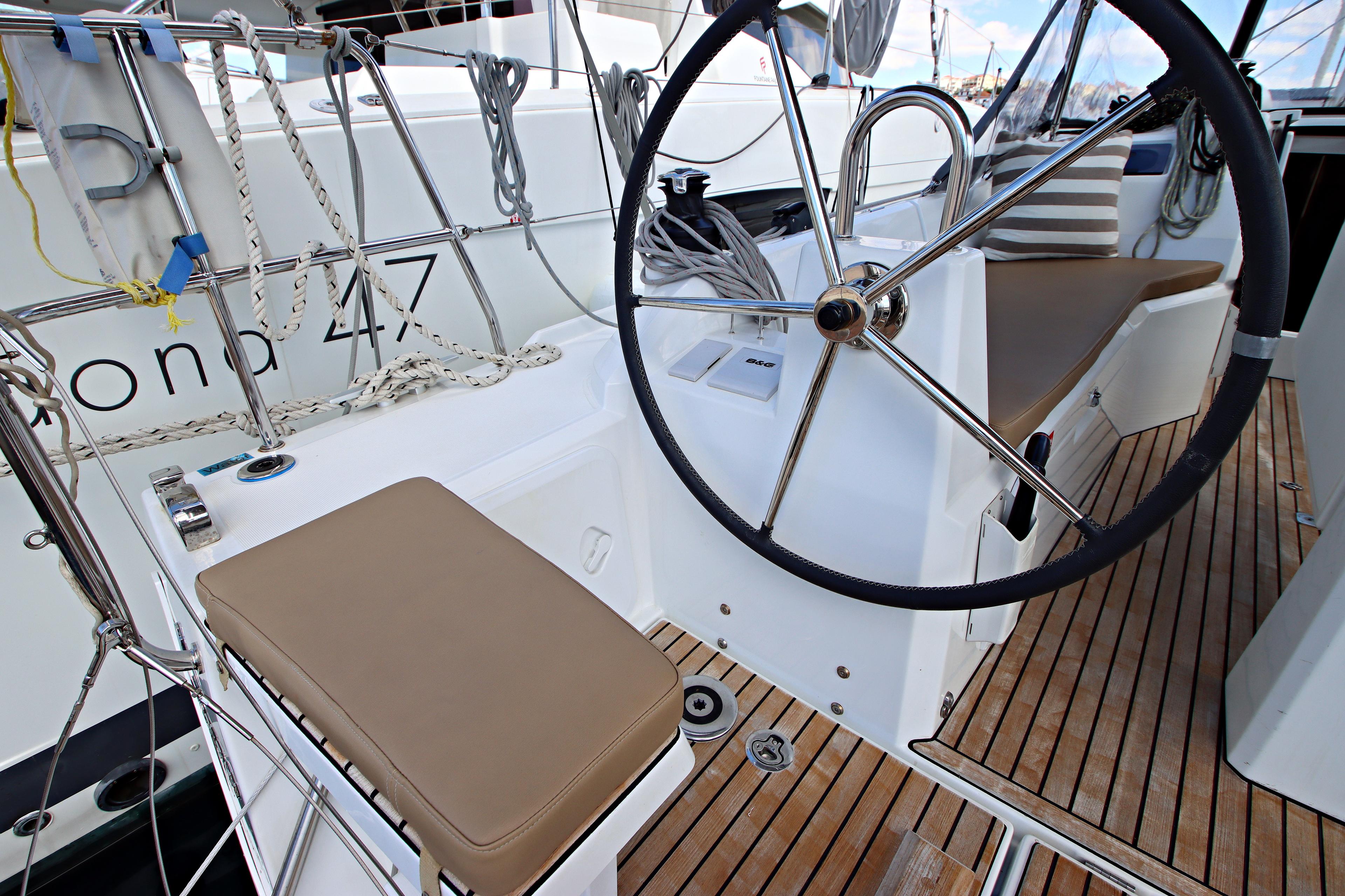 Oceanis 34.1, picture 10