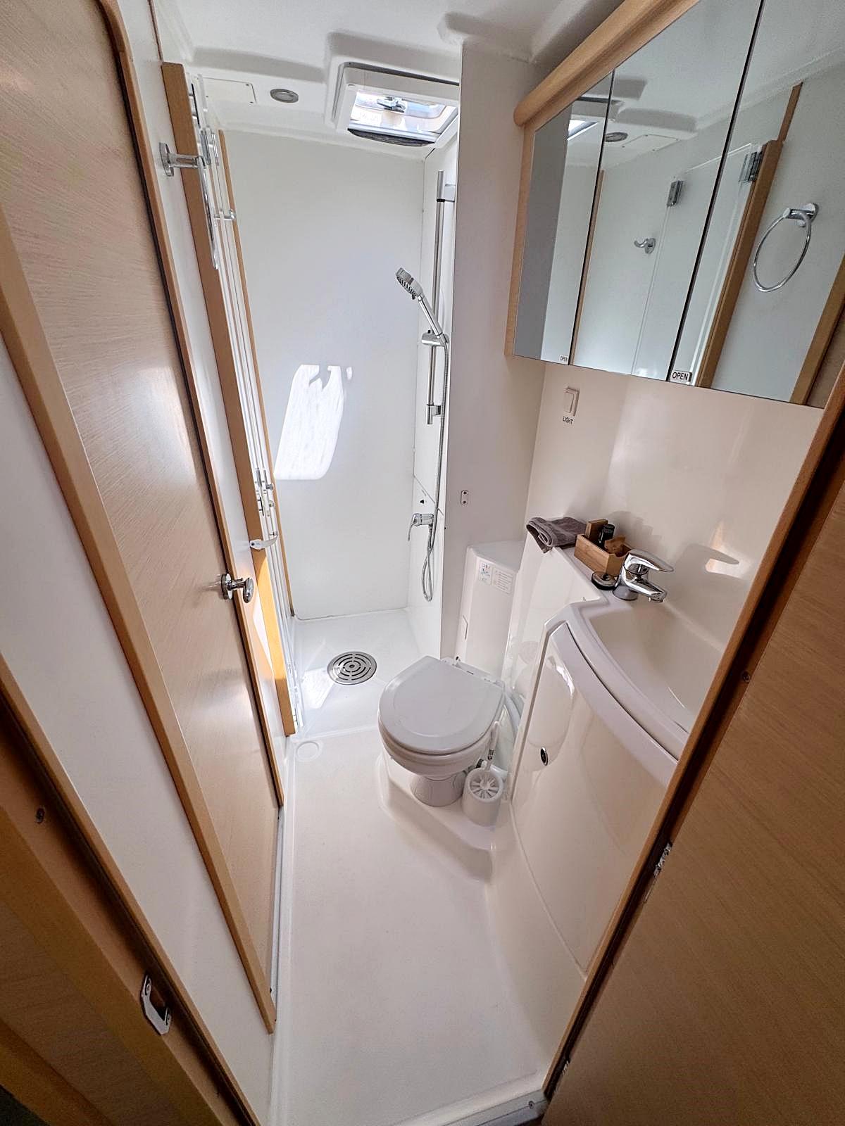 Lagoon 421 - 3 cab., picture 10