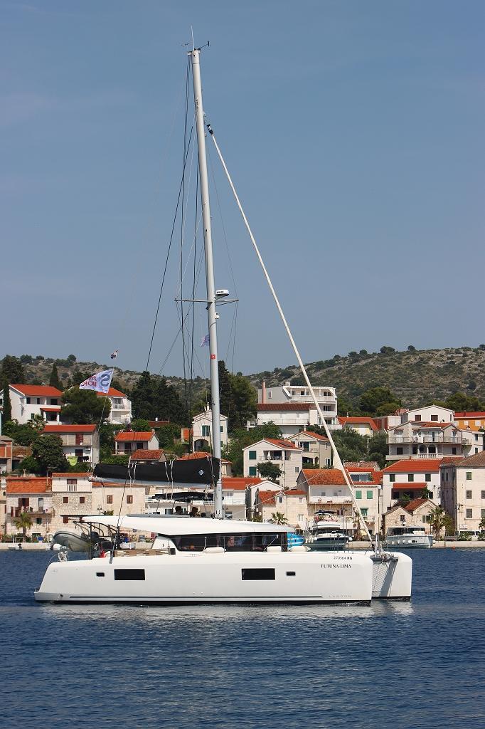 Lagoon 42 - 4 + 2 cab., picture 25